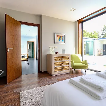 Villa Carreco Lovers *